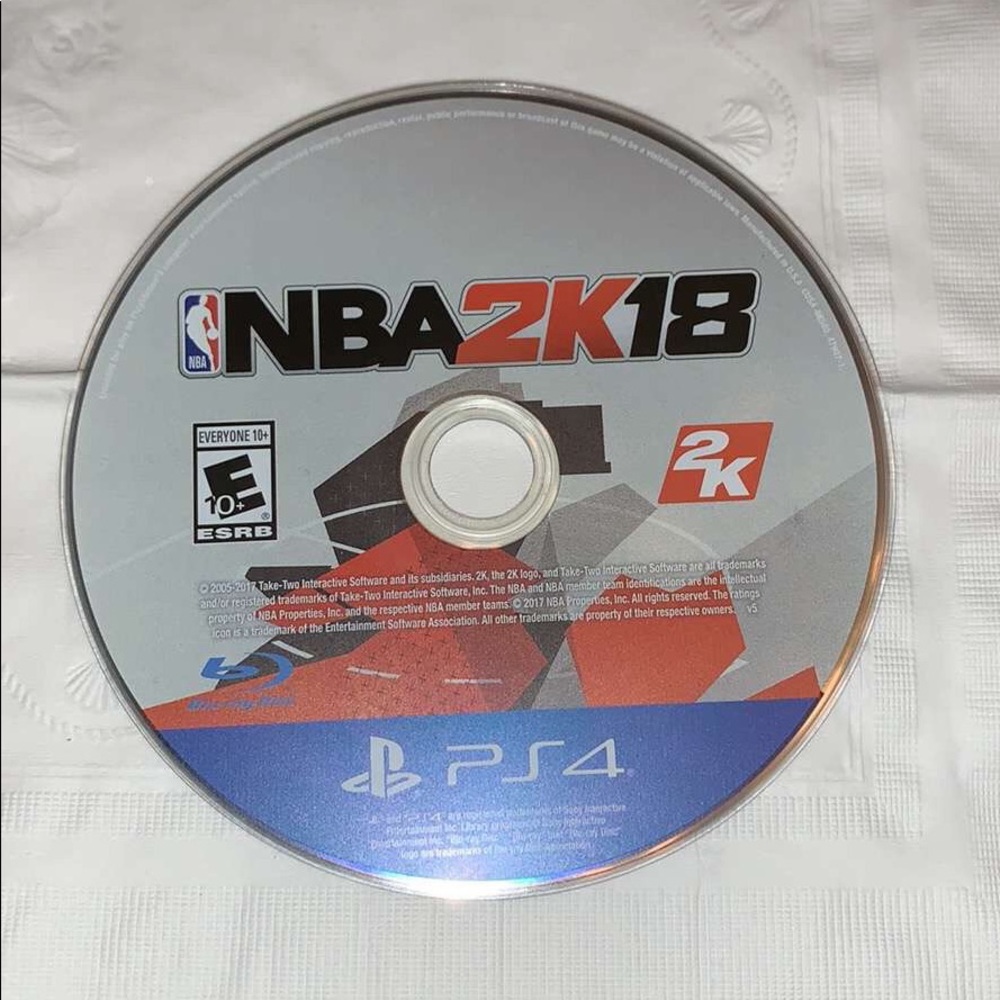 NBA 2K 18, PS4 - Picture 2 of 3